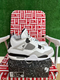 Air Jordan 4 Retro “Military Black”