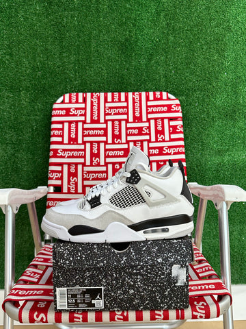 Air Jordan 4 Retro “Military Black”
