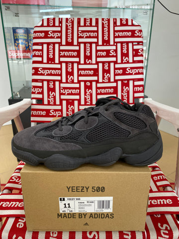 Yeezy 500 “Utility Black”