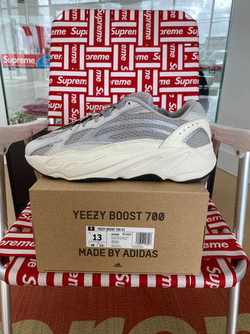 Yeezy 700 static