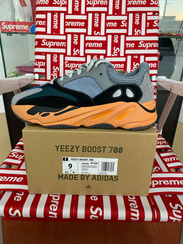 Yeezy 700 wash orange 🍊