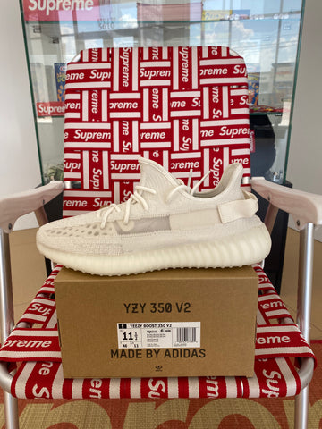 Yeezy 350 bone 🦴