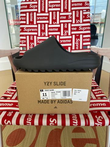 Yeezy slide ONYX