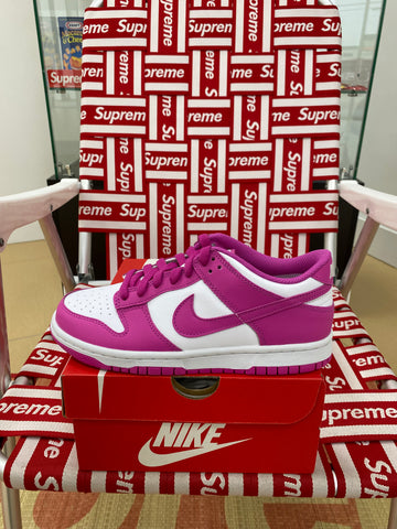 Dunk low “Fuchsia”